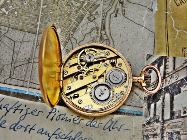 Nice 14k gold nun pocket watch from the 1800s. - Image 11