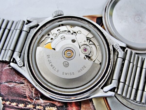 Nice steel automatic Doxa watch from the 1980s. - Image 13