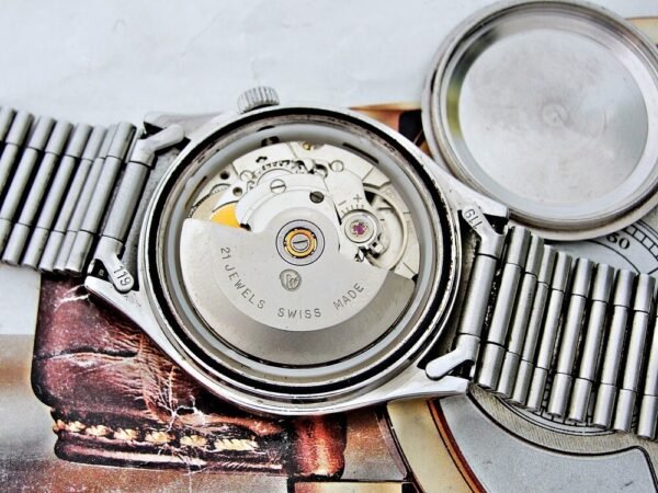 Nice steel automatic Doxa watch from the 1980s. - Image 21