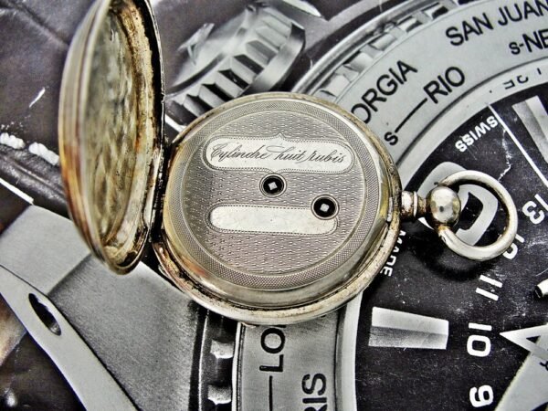 A rare nun's watch with a silver key from the 1800s that can be worn on the arm. - Image 11