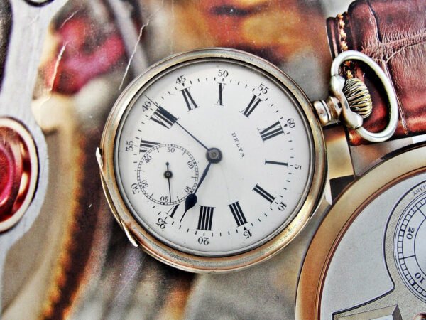 Delta silver pocket watch in a very nice case with a porcelain dial. - Image 3