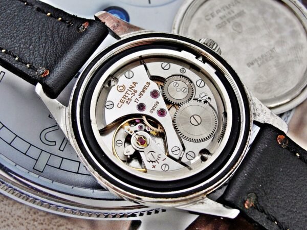 Beautiful Beautiful steel Certina DS-1 tortoise back watch from the 1960s. - Image 14