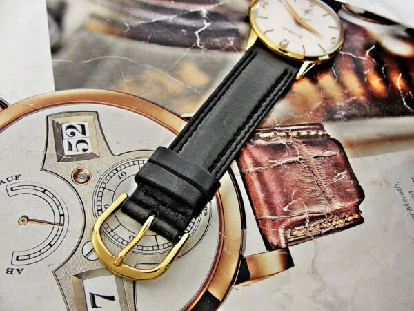 Beautiful Omikron Swiss watch from the 1960s. - Image 14