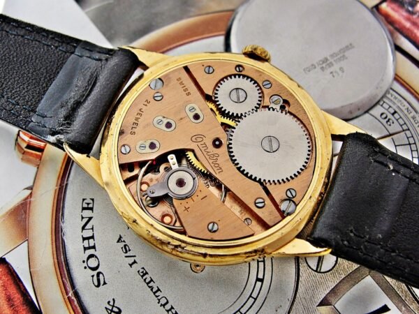 Beautiful Omikron Swiss watch from the 1960s. - Image 18