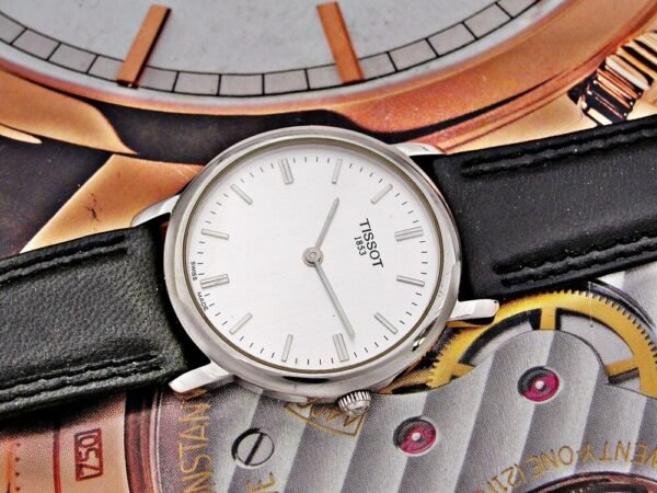 Nice steel Tissot watch from the 1980s. - Image 14