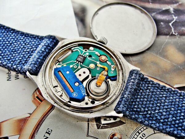 Rare Swiss Doxa Quartz watch from the 1980s. - Image 12