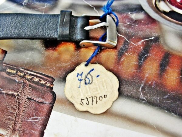 Rare Swiss Tell watch with label from the 1950s. Very nice dial, very nice case. - Image 11