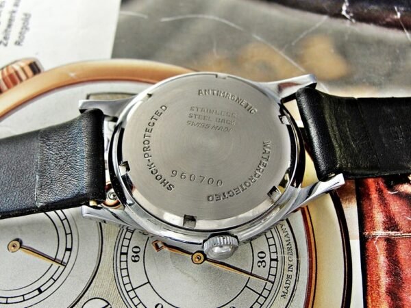 Rare Swiss Tell watch with label from the 1950s. Very nice dial, very nice case. - Image 16