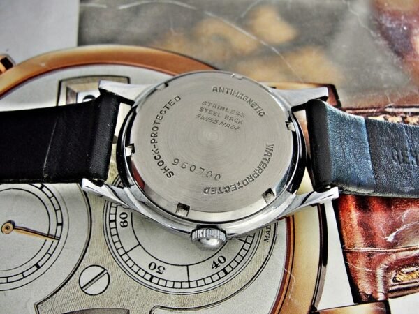 Rare Swiss Tell watch with label from the 1950s. Very nice dial, very nice case. - Image 22