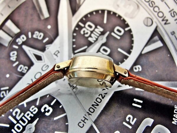 Nice Women's Longines watch from the 1960s with box - Image 9