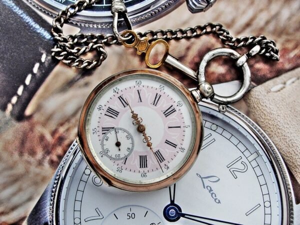 Rare silver pocket watch with key from the 1800s. - Image 18