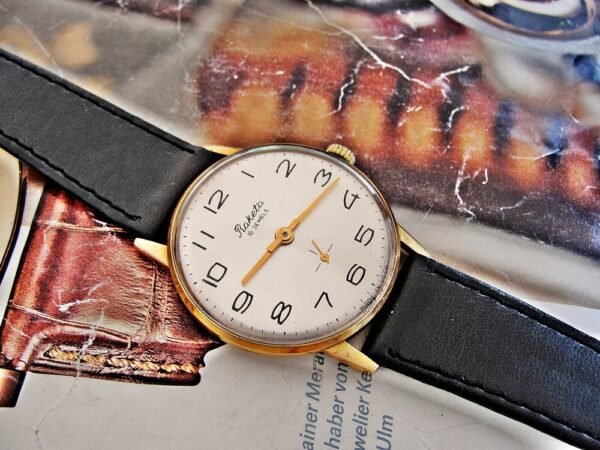 Beautiful Soviet Raketa watch from the 1960s. - Image 7