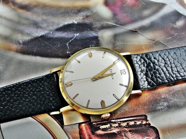 Beautiful Doxa 18K gold watch from the 1950s. - Image 3