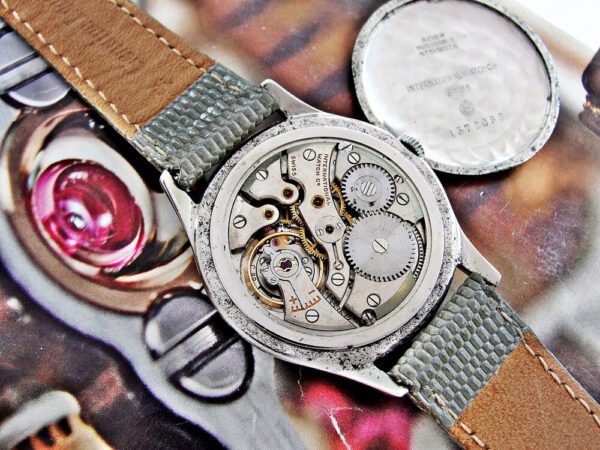Beautiful IWC Schaffhausen watch from the 1950s. - Image 12