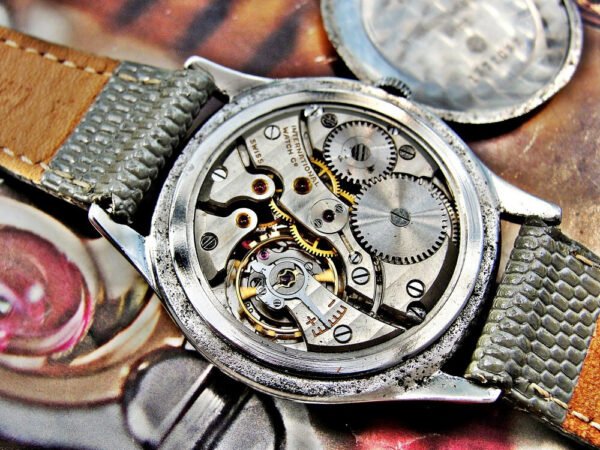 Beautiful IWC Schaffhausen watch from the 1950s. - Image 10