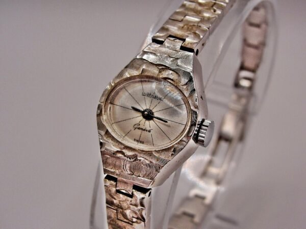 Very nice Wittnauer women's watch from the 1950s. - Image 20